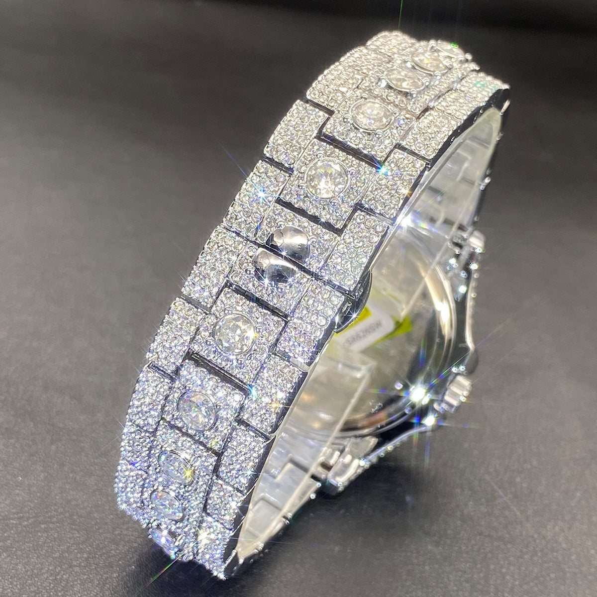 Men's High-end, Fully Diamond-encrusted, Ultra-glitzy Hip-hop Watch